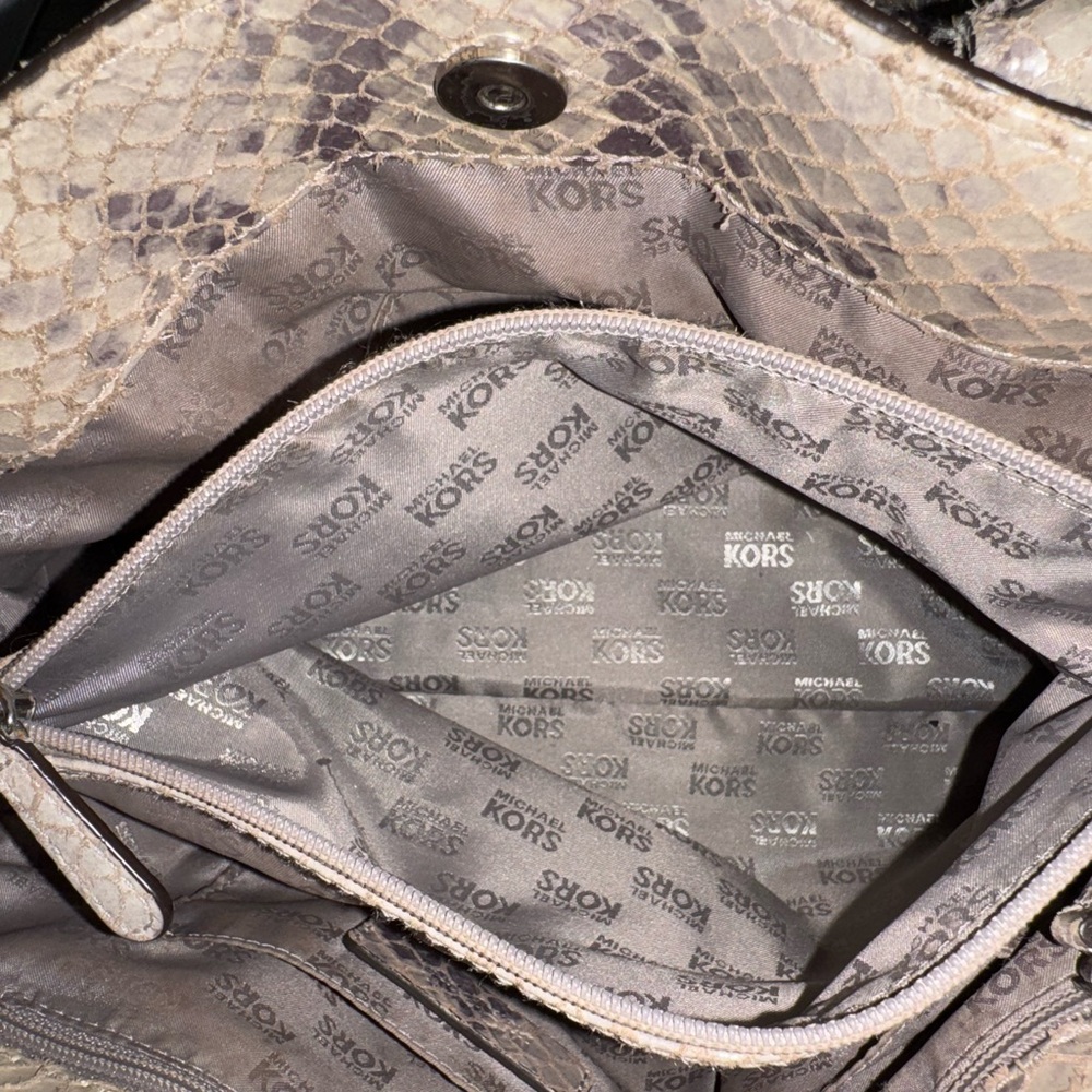 Michael Kors EUC Hamilton python-embossed leather… - image 6